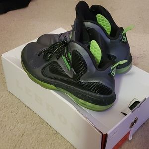 Lebron 9